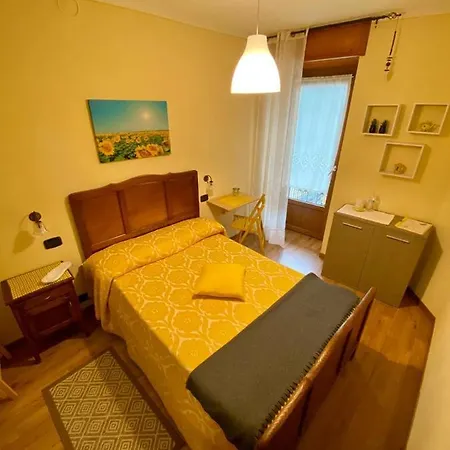 Marietta 3*